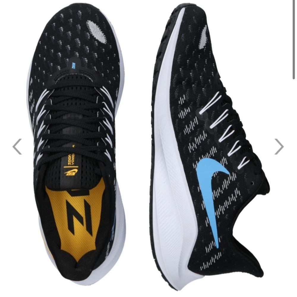 NIKE Vomero 14 Running Shoes